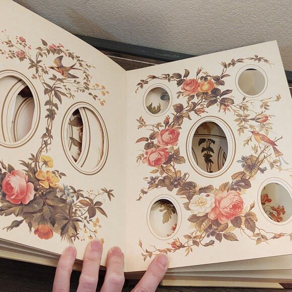 1995 The Victorian photograph album - Picture 5 of 5